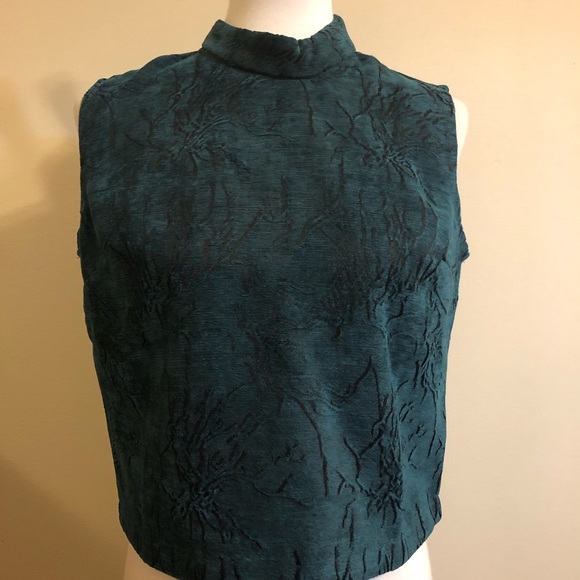 Mark. Chic Teal Sleeveless Mock Neck Crop Top - Picture 15 of 16